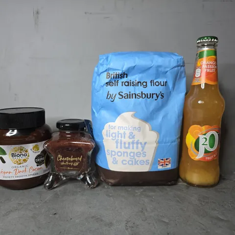 APPROXIMATELY 11 ASSORTED FOOD & DRINK ITEMS TO INCLUDE - J20 ORANGE AND PASSIONFRUIT , SELF RAISING FLOUR ETC