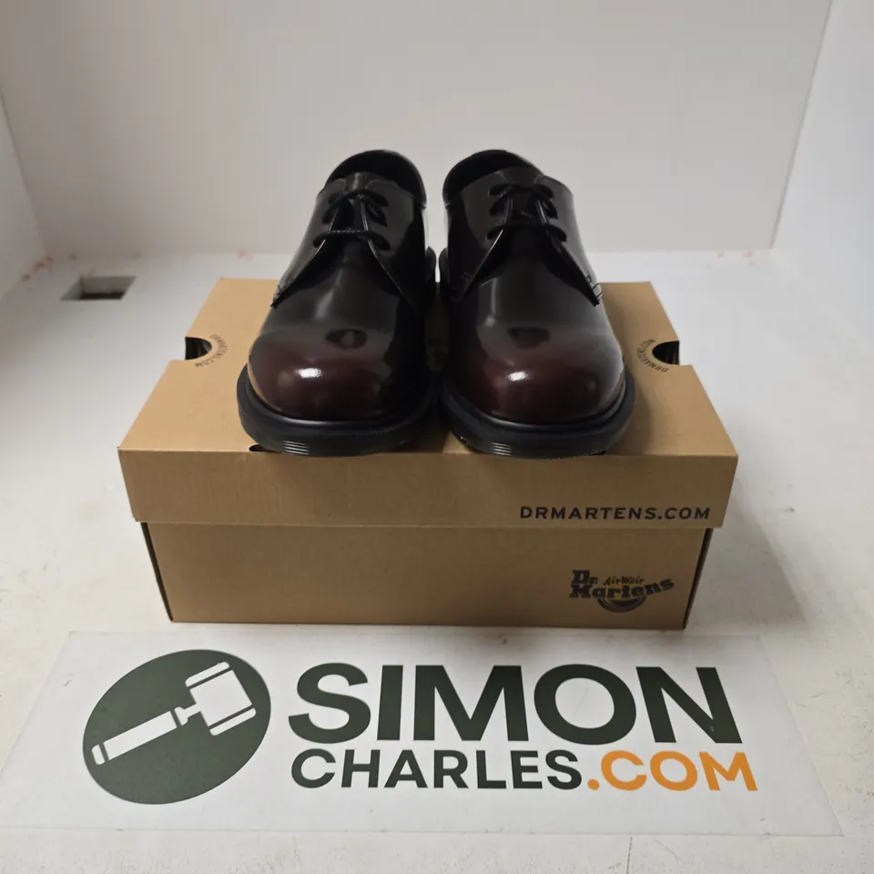 BOXED PAIR OF DR MARTENS MAYDARE 3 EYE SHOE IN CHERRY RED - UK 6.5