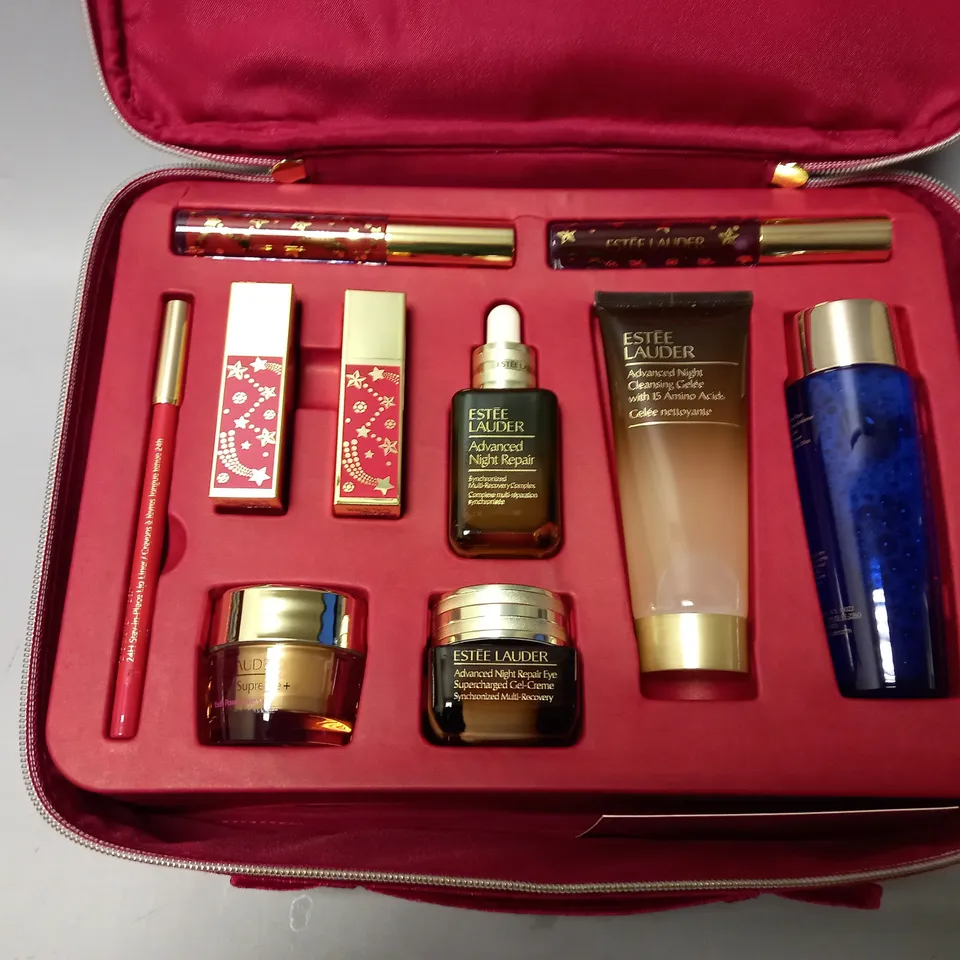 BOXED ESTEE LAUDER BLOCKBUSTER GIFT SET