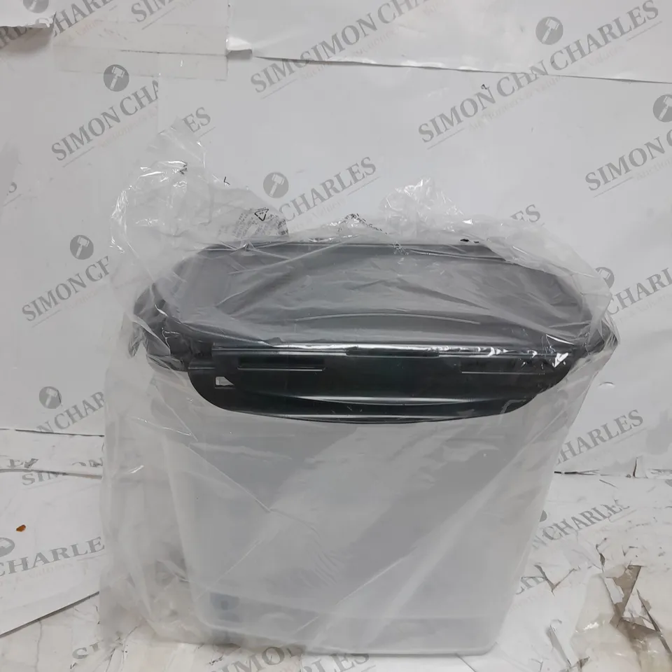 LOCKNLOCK 2 FOOD STORAGE CONTAINERS 