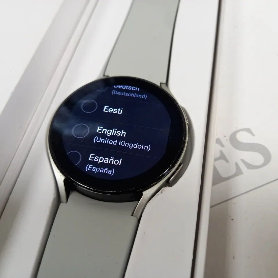 BOXED SAMSUNG GALAXY WATCH 4 