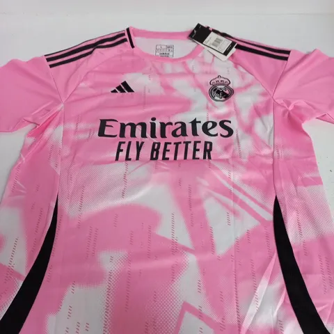 REAL MADRID FC PINK PLAYER SHIRT - SIZE L