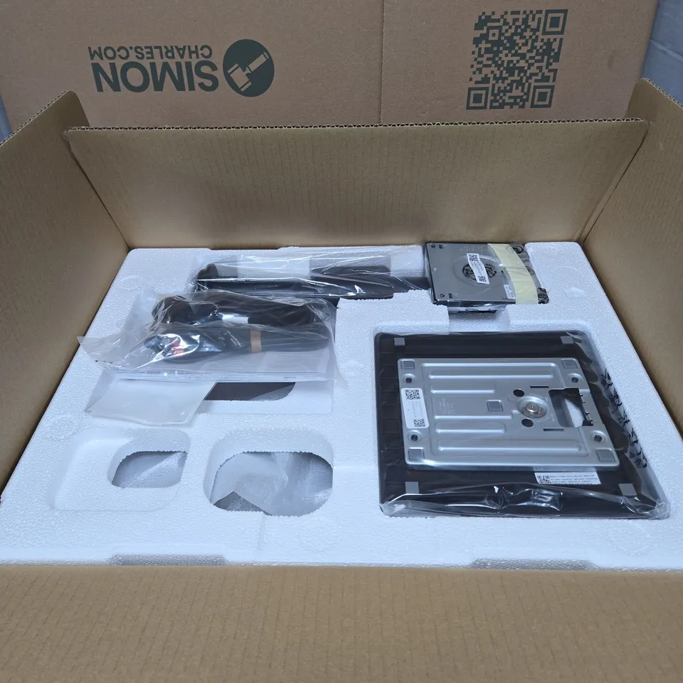 SAMSUNG ESSENTIAL MONITOR S4 24 60.4CM BOXED WITH ACCESSORIES