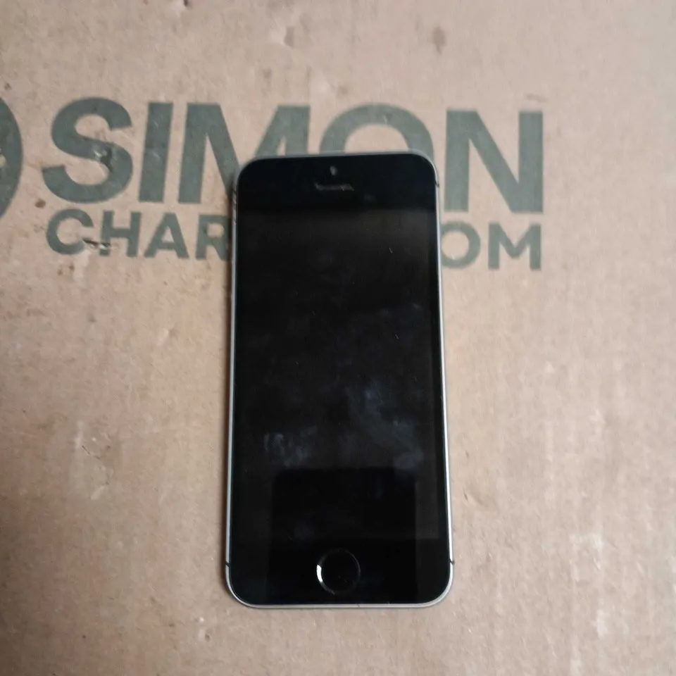 UNBOXED APPLE IPHONE SE 16GB SPACE GREY – UNLOCKED (SIM-FREE)