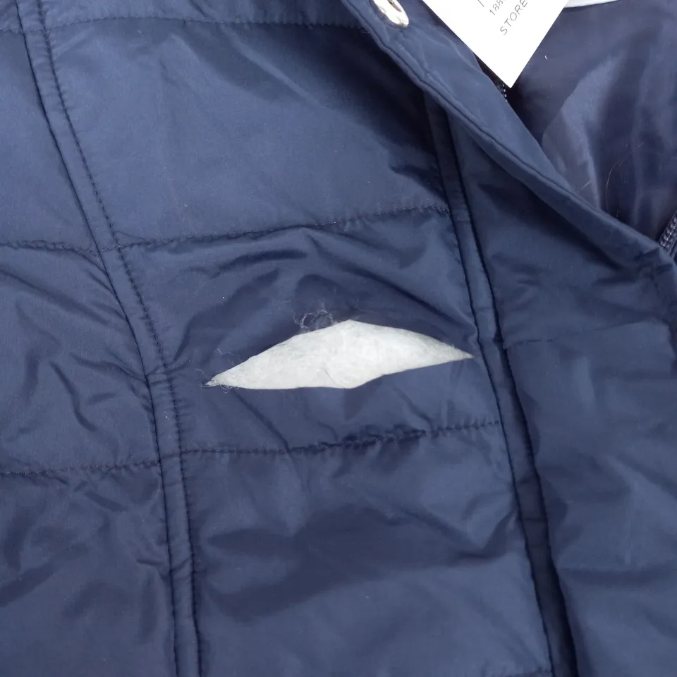 CENTIGRADE LIGHTWEIGHT ZIP FRONT QUILTED COAT WITH POCKETS AND HIDDEN HOOD - L