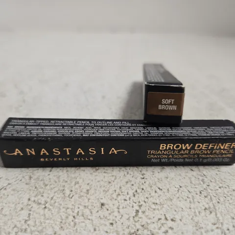 2 X ANASTASIA BEVERLY HILLS BROW DEFINER - SOFT BROWN