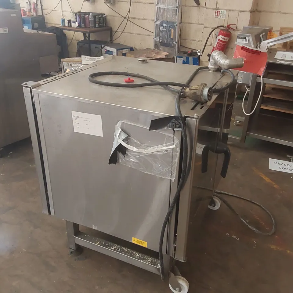 GIORIK BKI COMMERCIAL COMBI OVEN