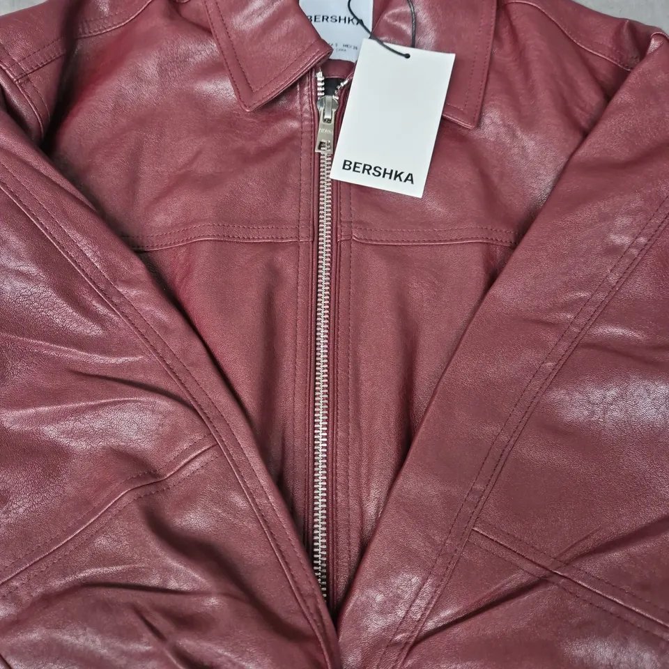 BERSHKA BURGUNDY LEATHER JACKET – SIZE SMALL