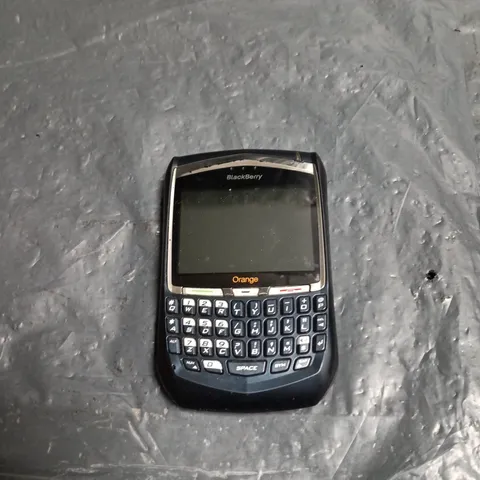 BLACKBERRY SMARTPHONE WITH QWERTY KEYBOARD – ORANGE BRANDING 