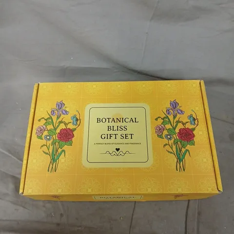 BOXED BOTANICAL BLISS GIFT SET 