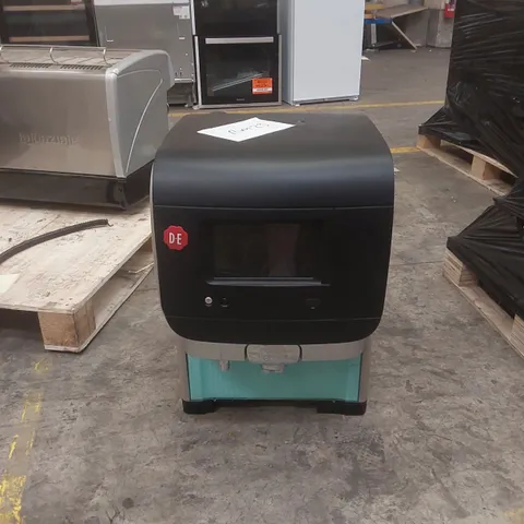 DOUWE EGBERTS COMMERCIAL COFFEE MACHINE