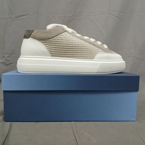 BOXED PAIR OF CLEENS LUXOR TRAINERS IN DUNE SIZE UK 10