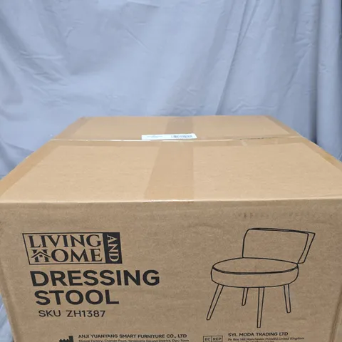 LIVING HOME DRESSING STOOL – BOXED 