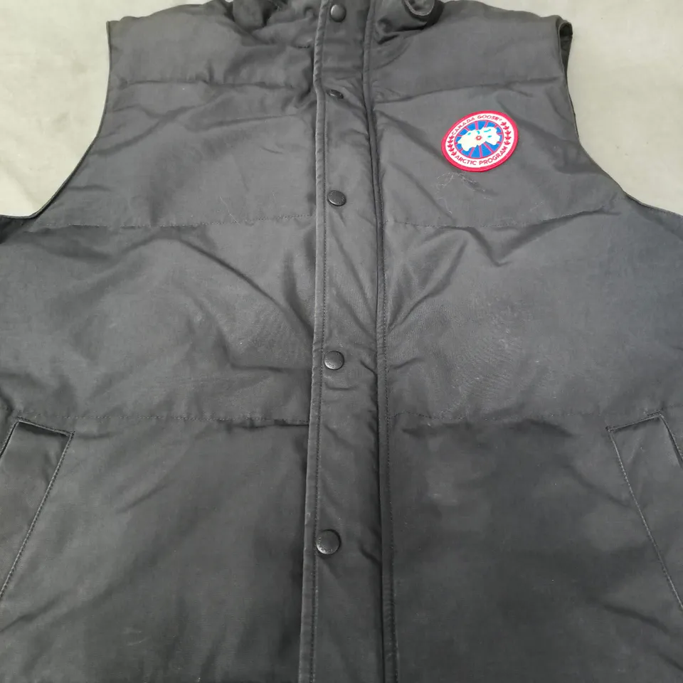 CANADA GOOSE BLACK PUFFER VEST SIZE - XL