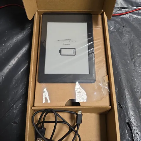AMAZON KINDLE PAPERWHITE 6" E-READER (7TH GEN) – BOXED