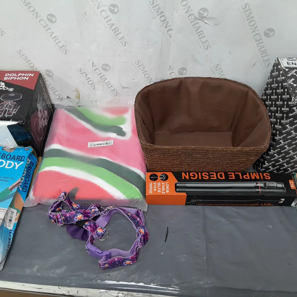 BOX OF APPROXIMATELY 15 ASSORTED HOUSEHOLD ITEMS TO INCLUDE SWATKINS TROPHY, HUMAN BODY FLASH CARDS, TRIPOD, AND SHOT GLASS DISPENSER ETC.