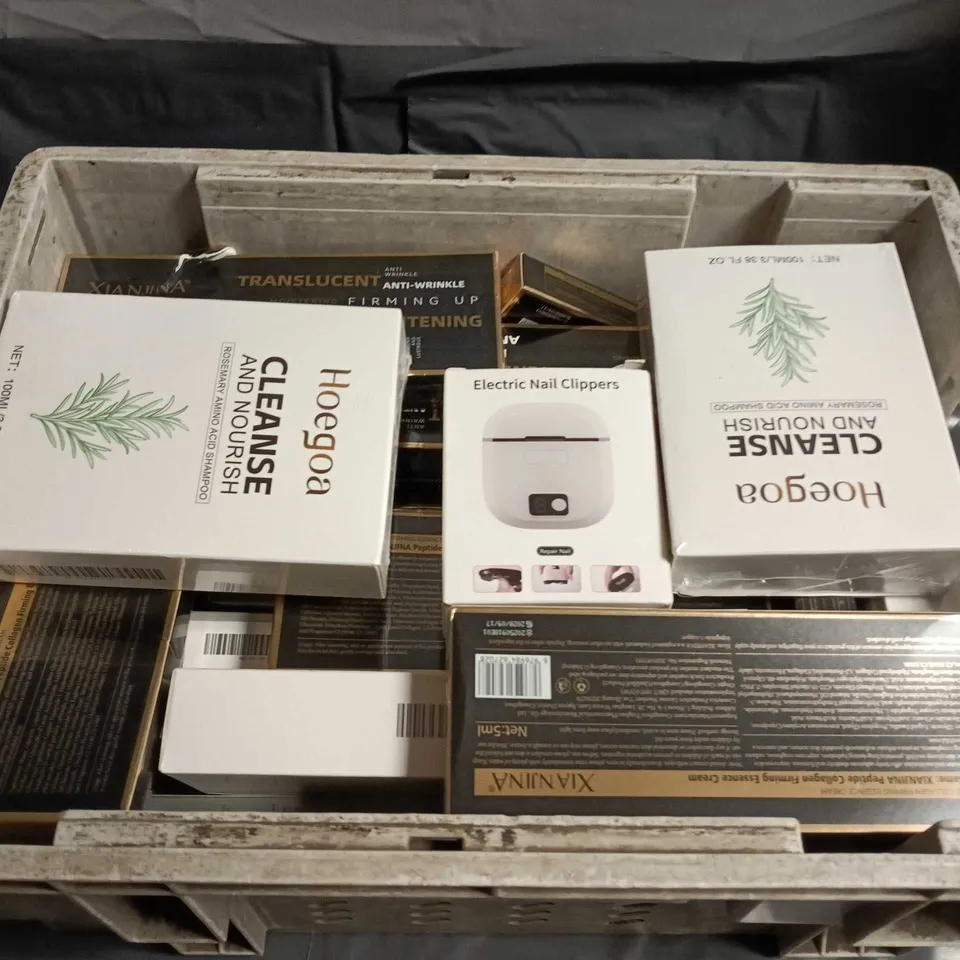 APPROXIMATELY 15 ASSORTED HEALTH & BEAUTY PRODUCTS 