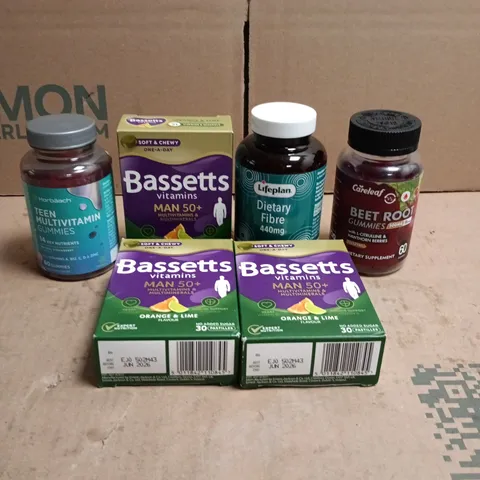 TOTE OF APPROXIMATELY 20 ASSORTED HEALTH/VITAMIN RELATED ITEMS TO INCLUDE BASSETTS MAN 50+, BEET ROOT GUMMIES, TEEN MULTIVITAMIN GUMMIES, DIETARY FIBRE ETC