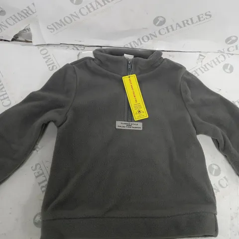 SHEIN KIDS COMFORTALE WINTER TRACKSUIT SIZE 18-24 MONTHS