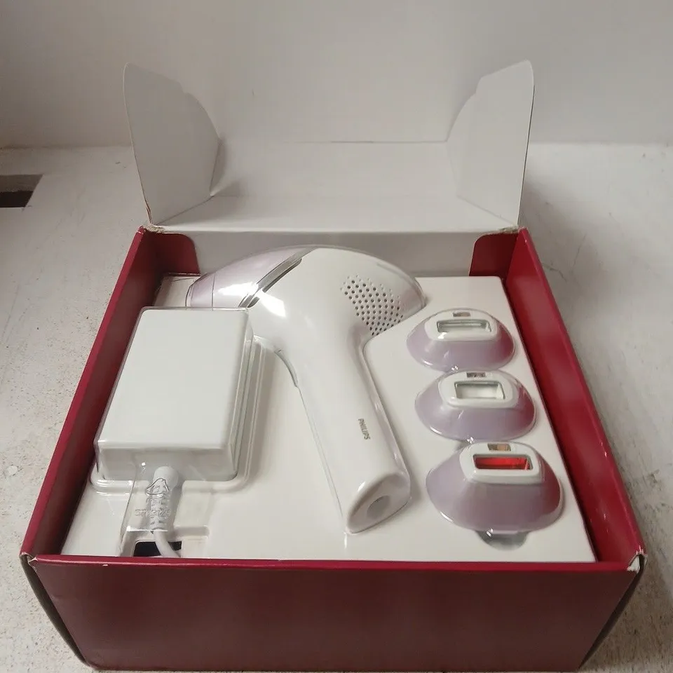 PHILIPS LUMEA IPL HAIR REMOVAL DEVICE 