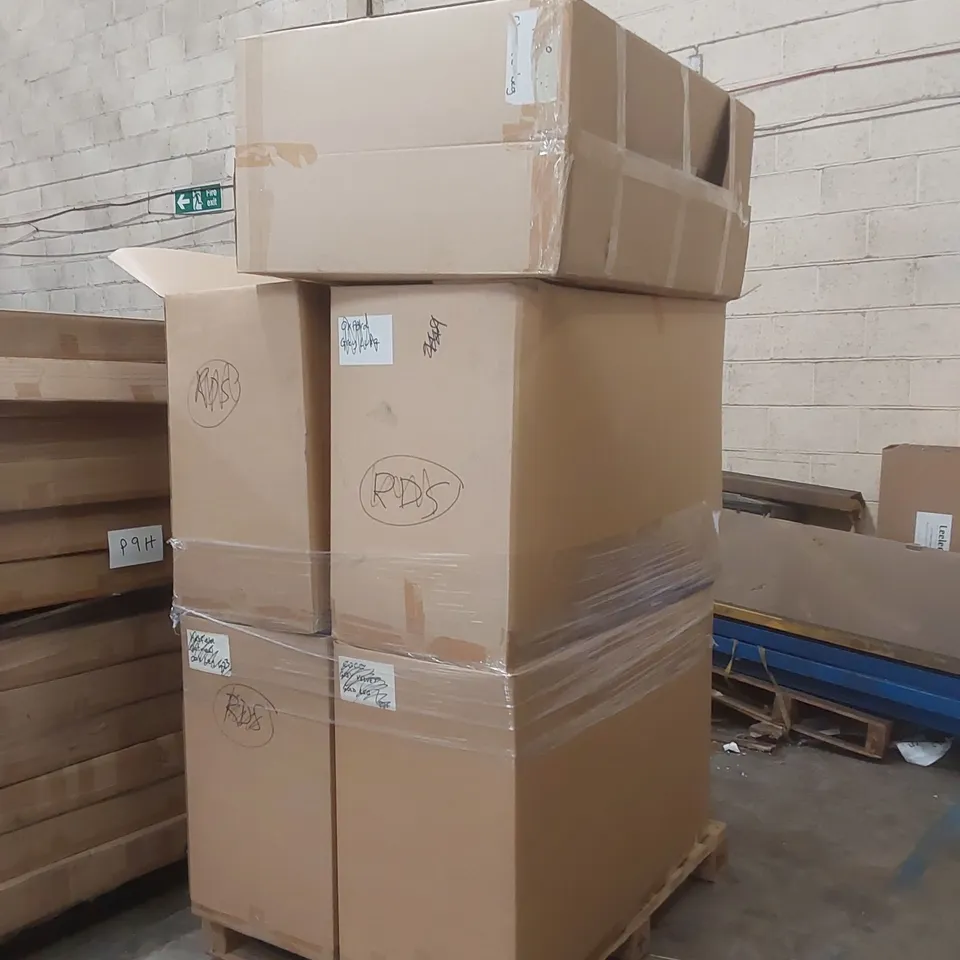 PALLET CONTAINING A LARGE QUANTITY OF ASSORTED CHAIR PARTS