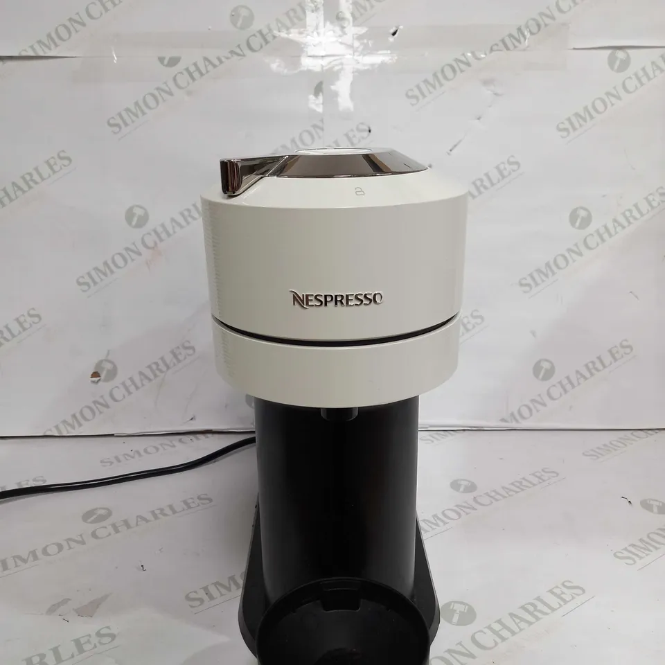 NESPRESSO VERTUO PLUS IN WHITE