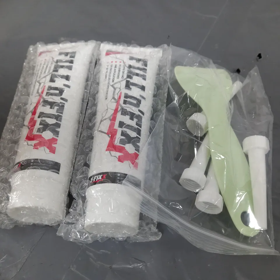 BOXED 2 X FILL N FIX WALL MEND 