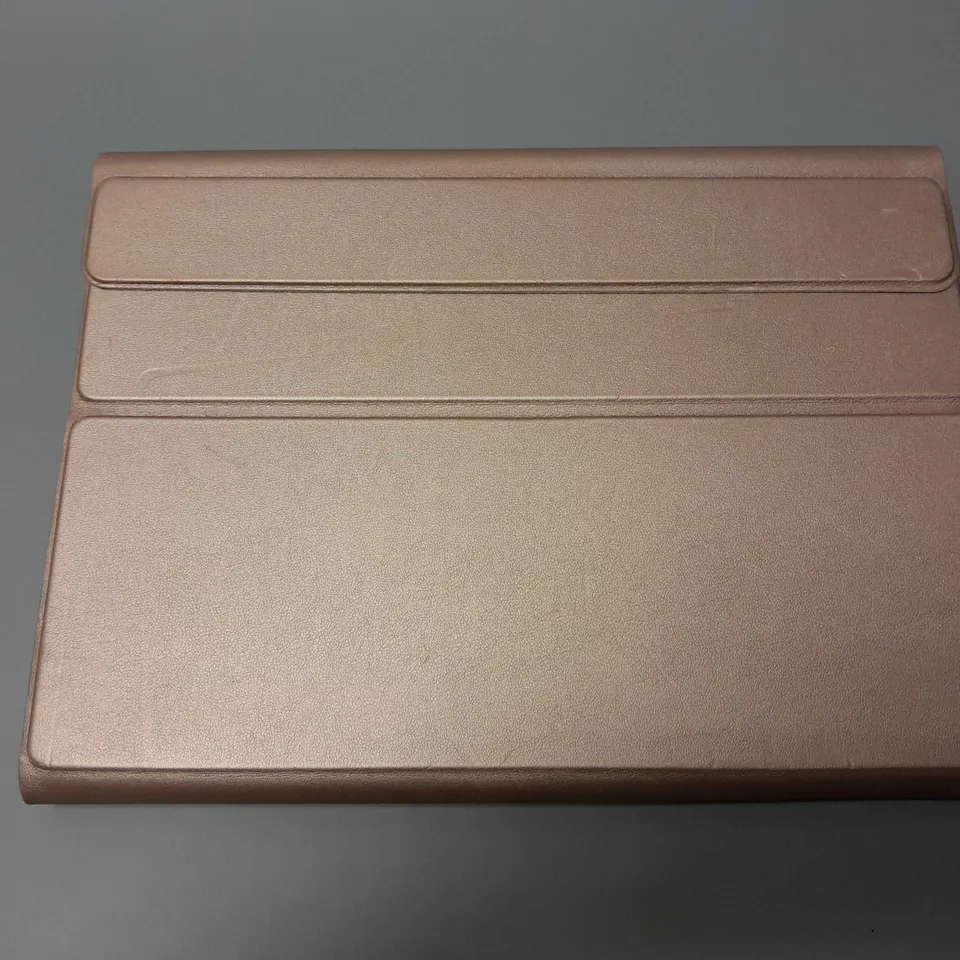 11-INCH TABLET CASE WITH WIRELESS KEYBOARD