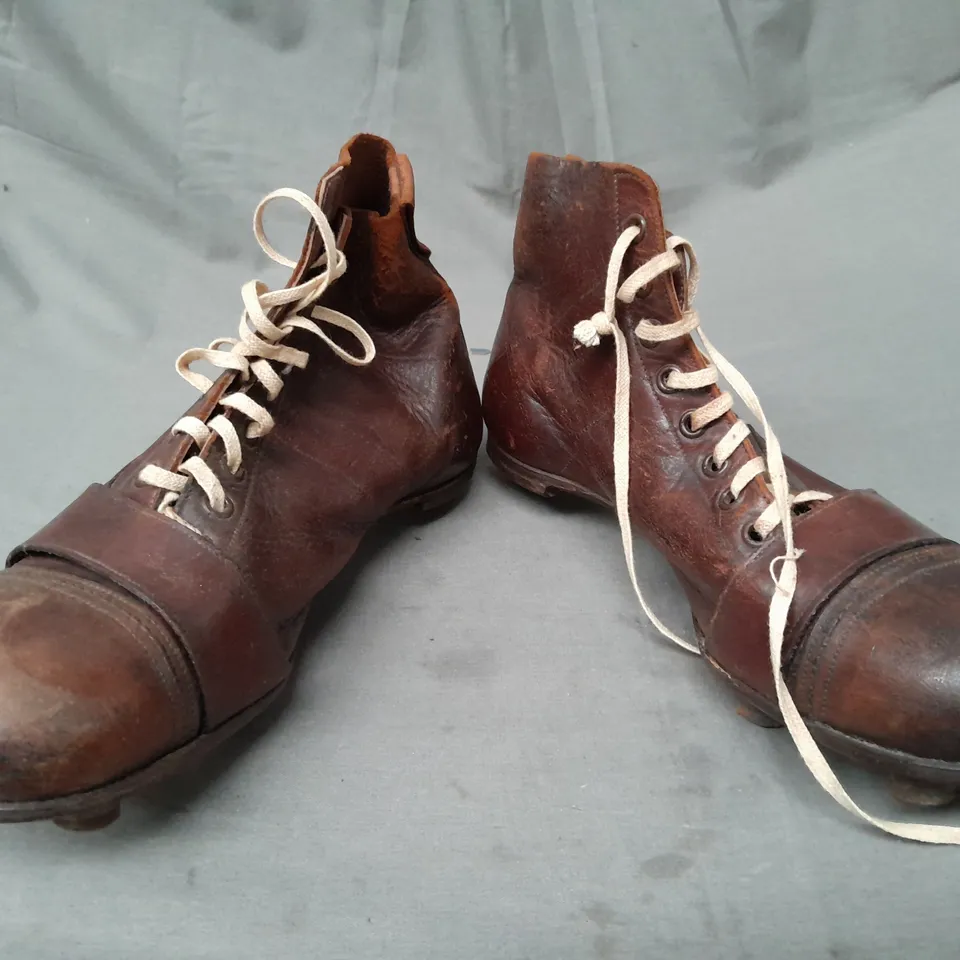 PAIR OF VINTAGE 1934 LEATHER FOOTBALL BOOTS SIZE 6.5