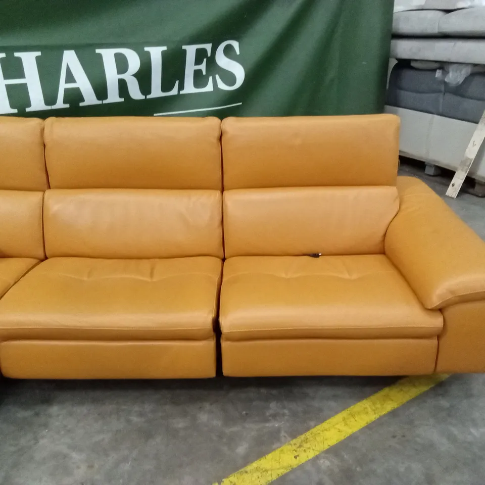 QUALITY DESIGNER ITALIAN MADE MARTINE LEATHER ELECTRIC RECLINING CORNER SOFA