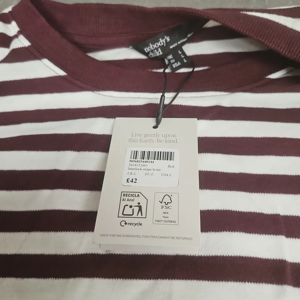 NOBODY'S CHILD INTERLOCK STRIPE TEE – BURGUNDY & WHITE, UK L