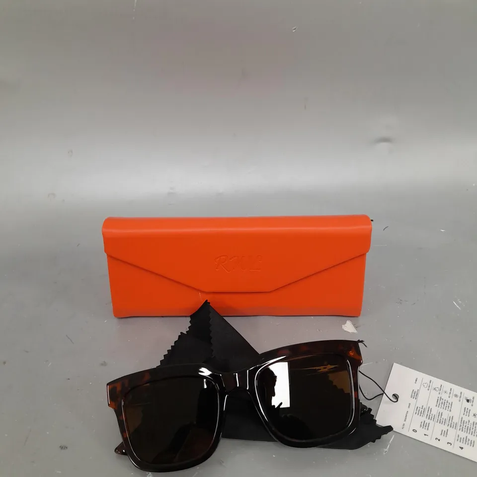 RWL SUNGLASSES AND ORANGE CASE 