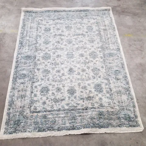 QUALITY DESIGNER AREA RUG - APPROXIMATELY  160X120CM