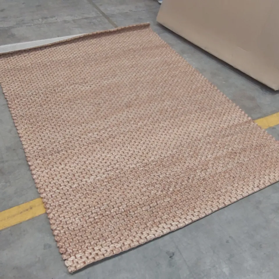 QUALITY DESIGNER AREA RUG - APPROXIMATELY 205 x 145cm