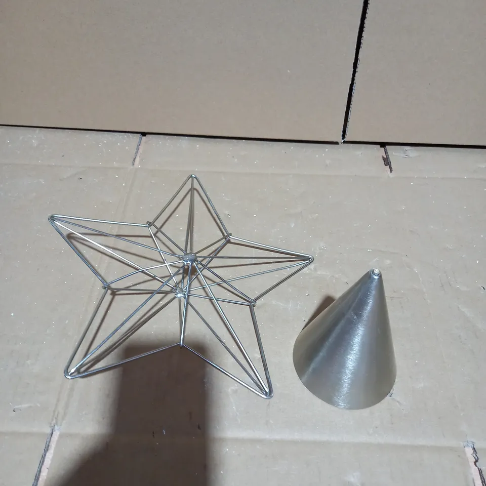 KELLY HOPPEN HANDMADE STAR CHRISTMAS TREE TOPPER