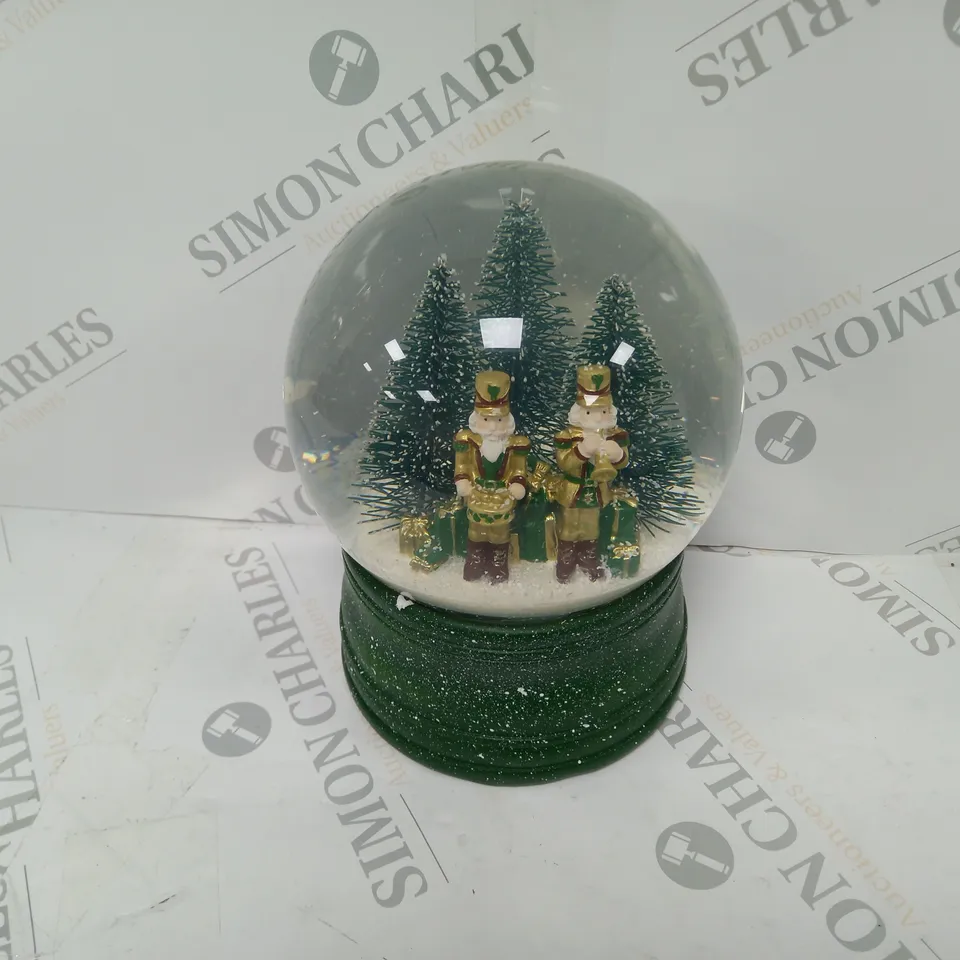 SANTA EXPRESS CHRISTMAS CHARACTER MUSICAL WATER SPINNER NUTCRACKER