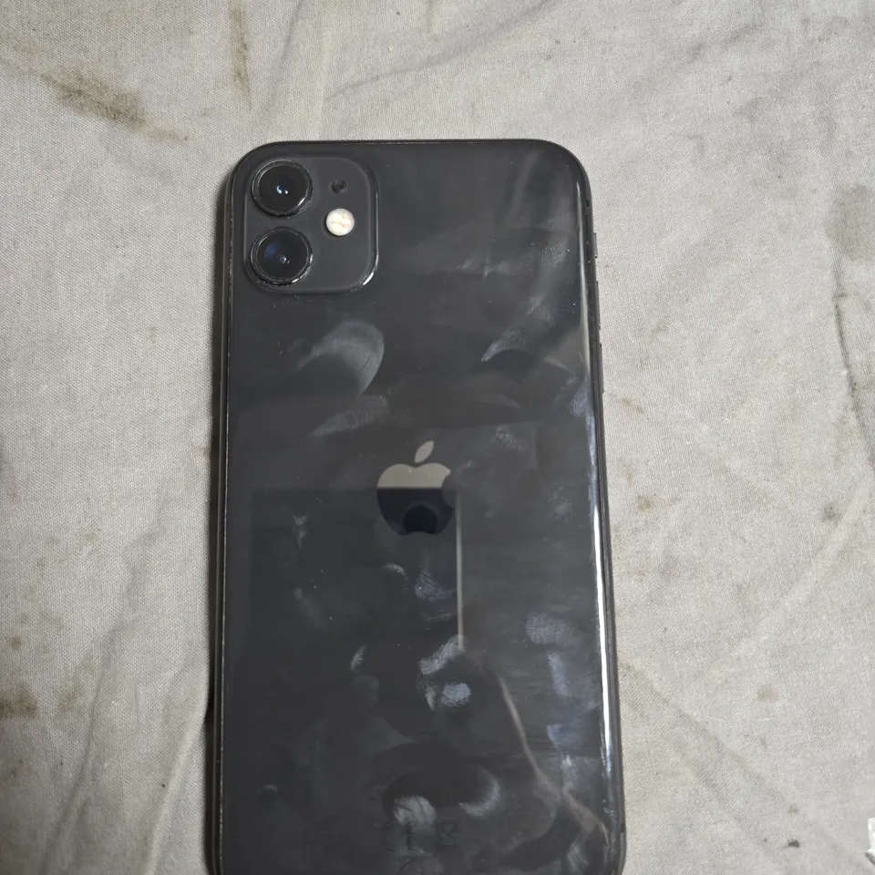 APPLE IPHONE 11 SMARTPHONE 