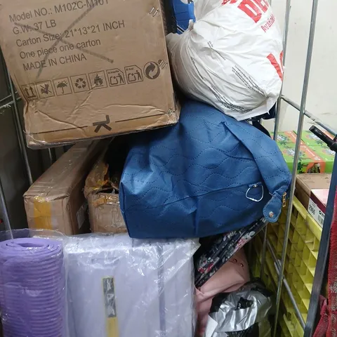 CAGE OF APPROXIMATELY 10 ASSORTED HOUSEHOLD ITEMS TO INCLUDE YOGA MAT, ETC - COLLECTION ONLY