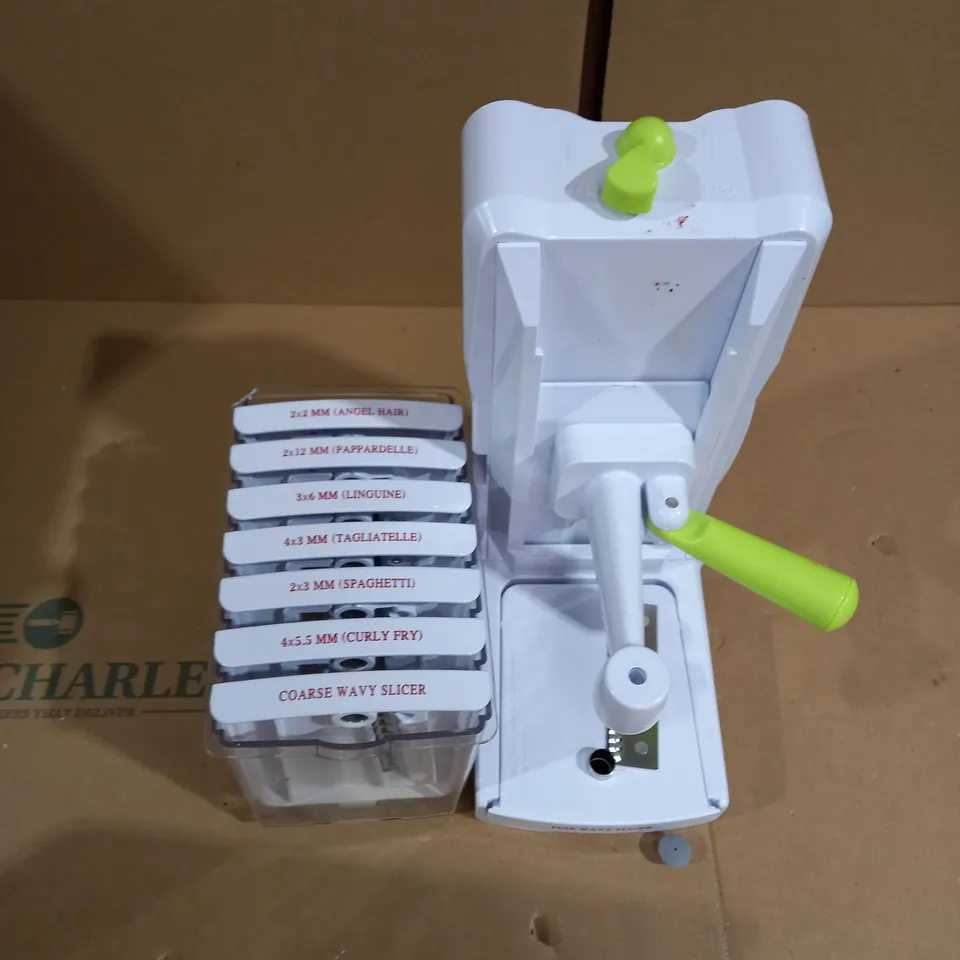 BRIEFTONS 10-BLADE VEGETABLE SPIRALIZER