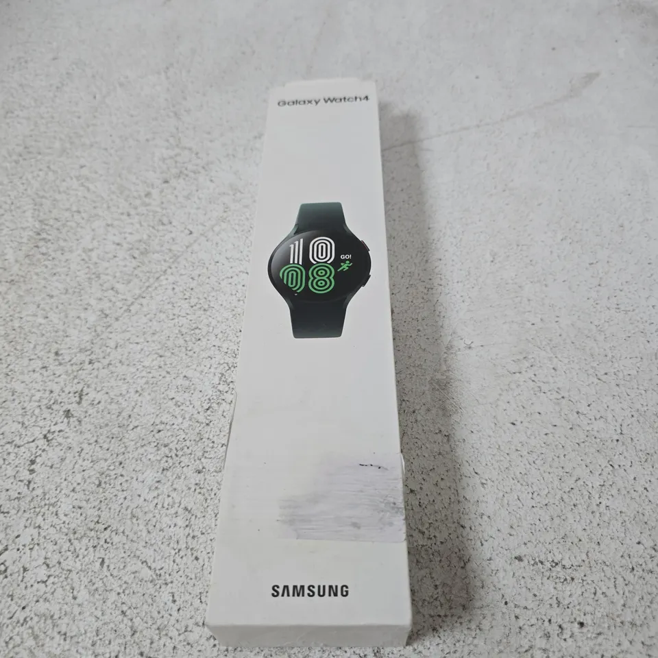 SAMSUNG GALAXY WATCH4 SMARTWATCH – BOXED - DAMAGED FACE 