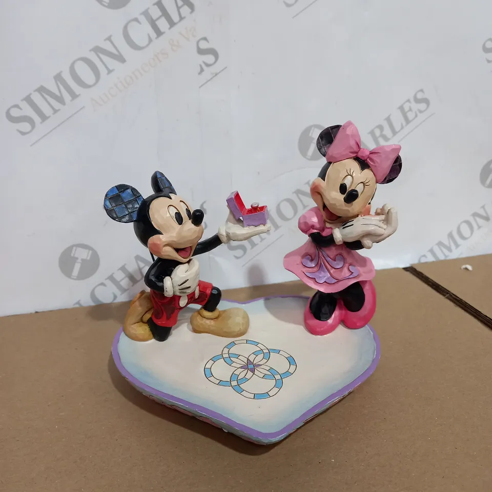 DISNEY MICKEY AND MINNIE MOUSE DECORATIVE ORNAMENT PIECE 