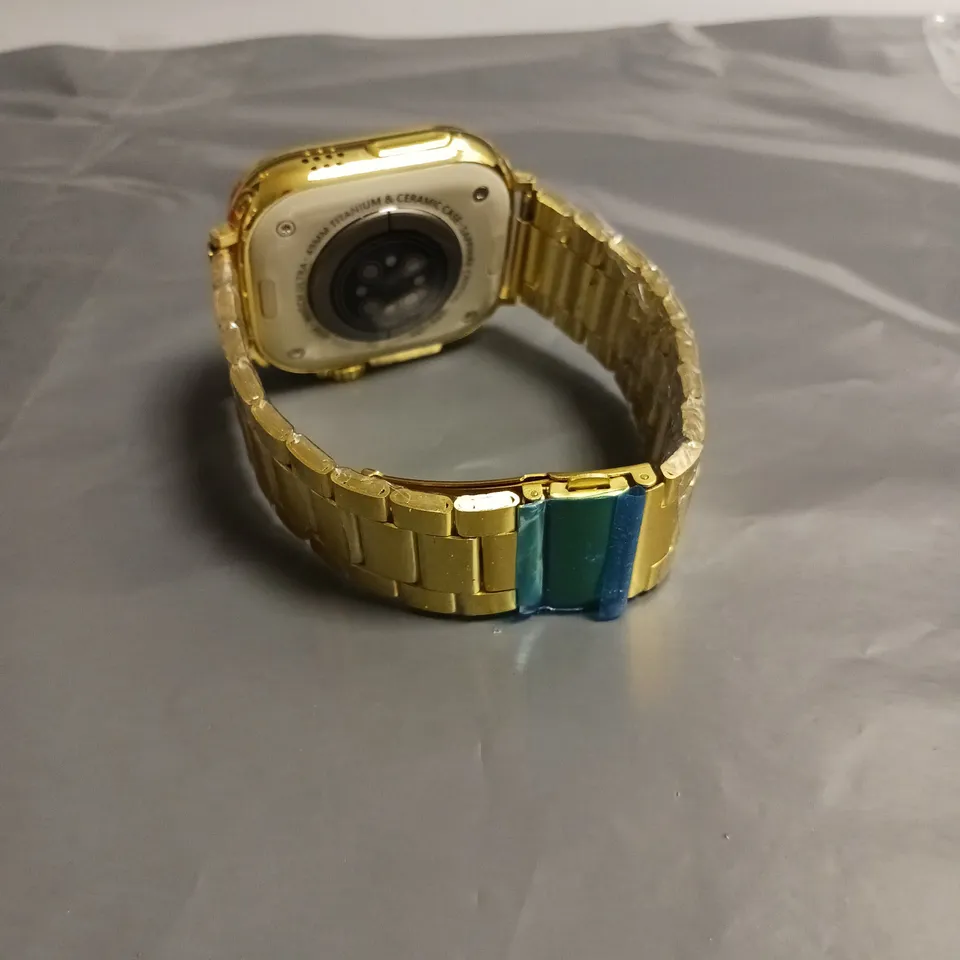 SMART WATCH ULTRA SAPPHIRE CRYSTAL, TITANIUM & CERAMIC CASE GOLD COLOURED STRAP WR-IP67