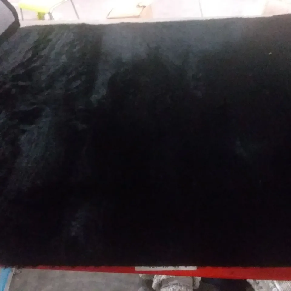 THRAPST SHAGGY BLACK RUG 80X150CM