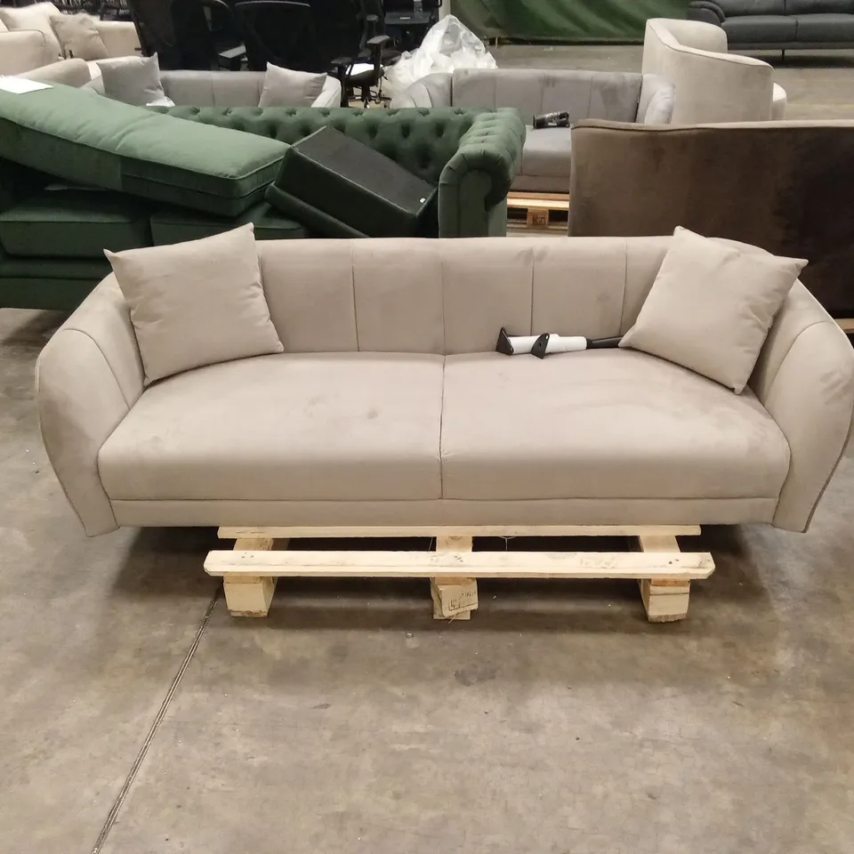 LOREN 3 SEATER SOFA, CHAMPAGNE CLASSIC VELVET
