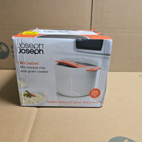 JOSEPH JOSEPH M-CUISINE MICROWAVE RICE & GRAIN COOKER - GREY WITH ORANGE SCOOP (BOXED)