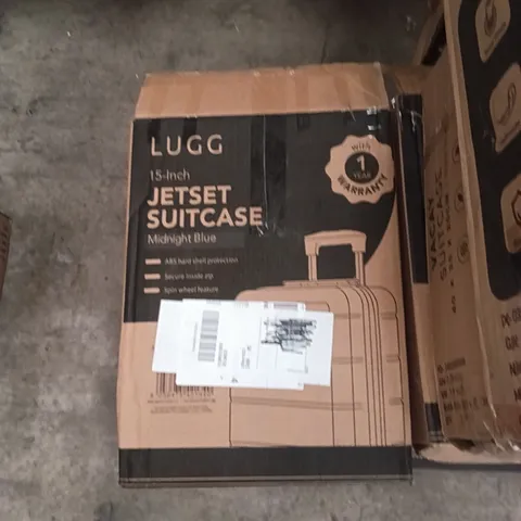  BOXED LUGG TRAVEL SUITCASE