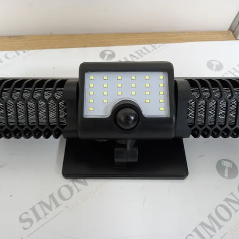 OUTLET BELL & HOWELL SOLAR ZAPPER
