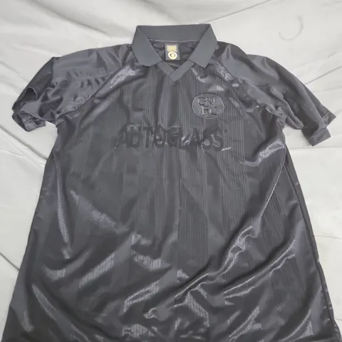 CHELSEA RETRO FOOTBALL JERSEY IN BLACK - XXL
