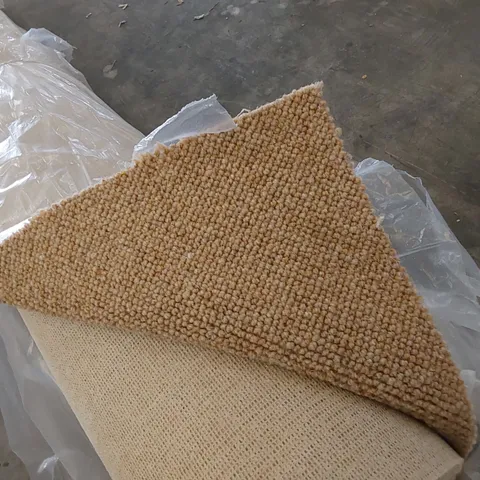 ROLL OF QUALITY SISAL WEAVE STYLE WILD GINGER CARPET // SIZE: APPROXIMATELY 5 X 3.6m