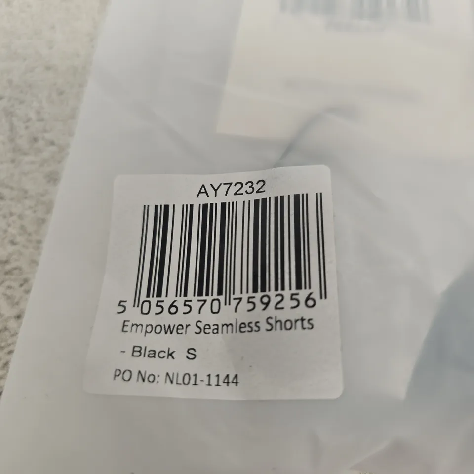 BAGGED AYBL EMPOWER SEAMLESS SHORTS – BLACK - SIZE S